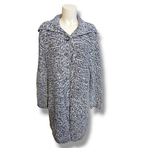 Dana Buchman long cardigan with pockets. Large
